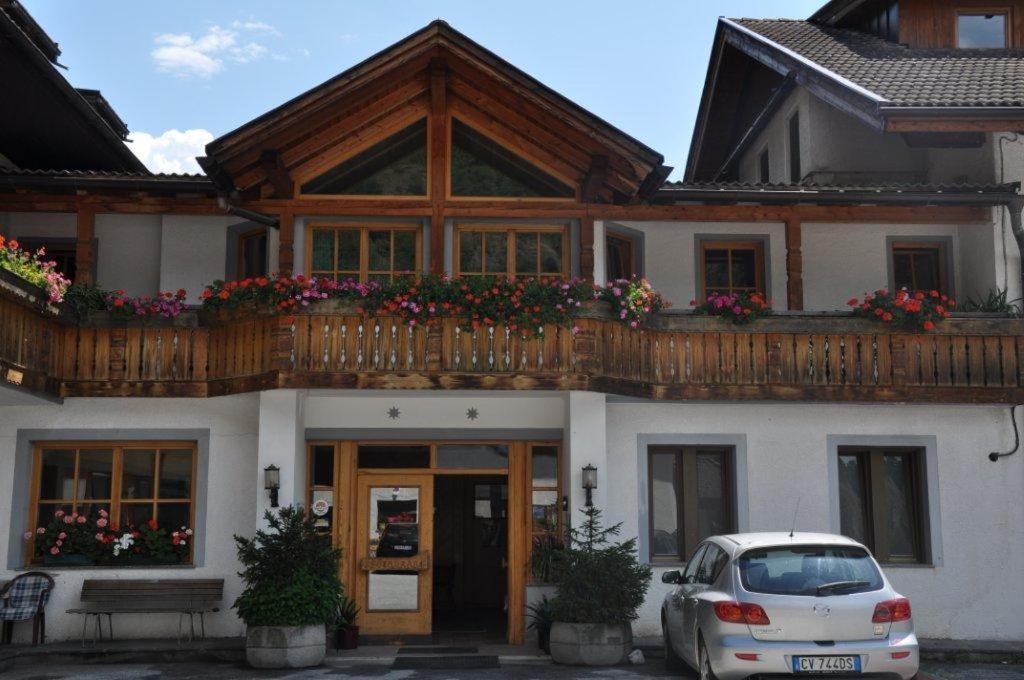 Burgfrieden Hotell Vipiteno Eksteriør bilde